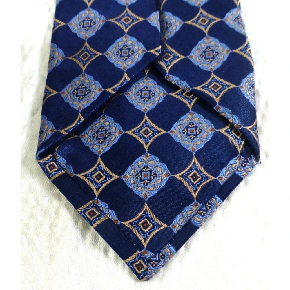 JOS. A. Bank Signature Collection Mens 100% Silk Tie - Made In Italy